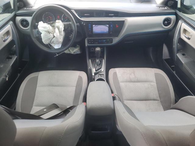 2T1BURHE5JC001458 - 2018 TOYOTA COROLLA L ნაცრისფერი ფოტო 8