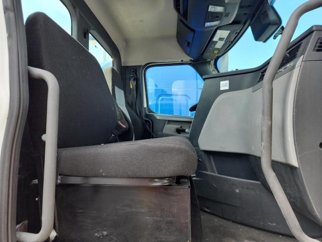 3AKJHLDV5NSMS8136 - 2022 FREIGHTLINER CASCADIA 1 თეთრი ფოტო 6