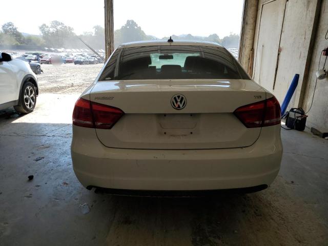 1VWAT7A37FC040206 - 2015 VOLKSWAGEN PASSAT S WHITE photo 6