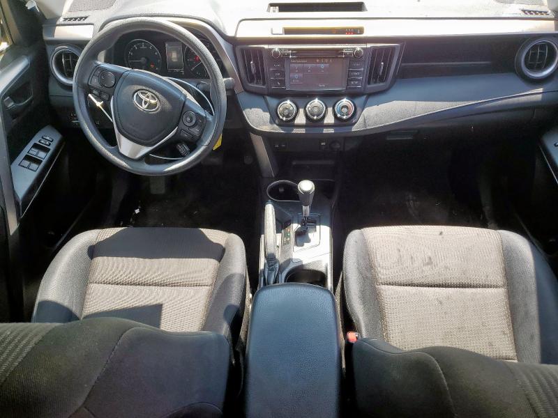 JTMZFREV3HJ144145 - 2017 TOYOTA RAV4 LE 白色 照片 8