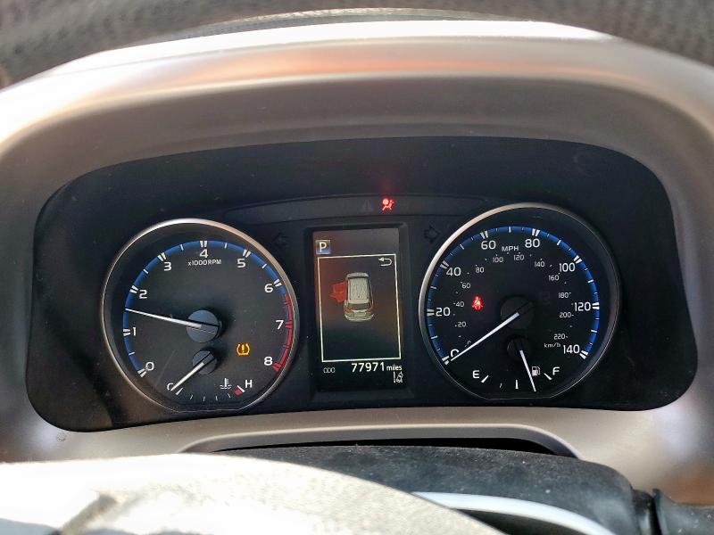 JTMZFREV3HJ144145 - 2017 TOYOTA RAV4 LE 白色 照片 9