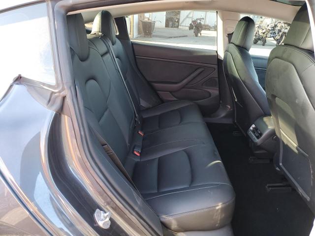 5YJ3E1EA3JF076854 - 2018 TESLA MODEL 3 灰色 照片 10