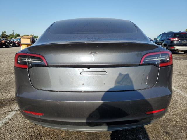 5YJ3E1EA3JF076854 - 2018 TESLA MODEL 3 灰色 照片 6