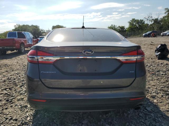 3FA6P0H75JR125560 - 2018 FORD FUSION SE 灰色 照片 6