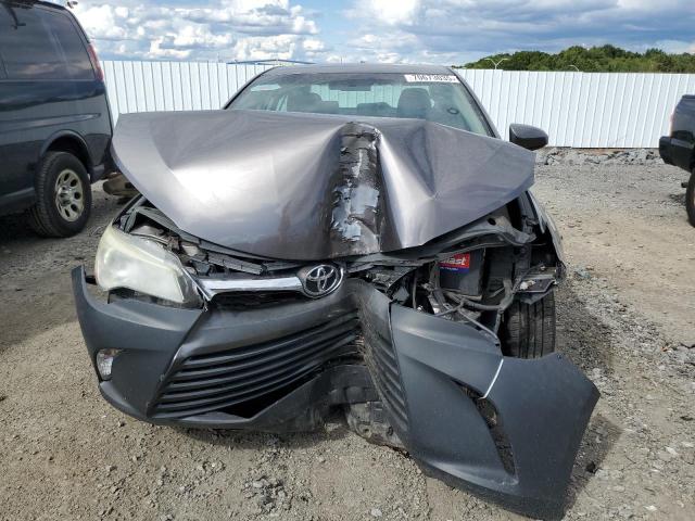 4T1BF1FK1GU208974 - 2016 TOYOTA CAMRY LE 灰色 照片 5