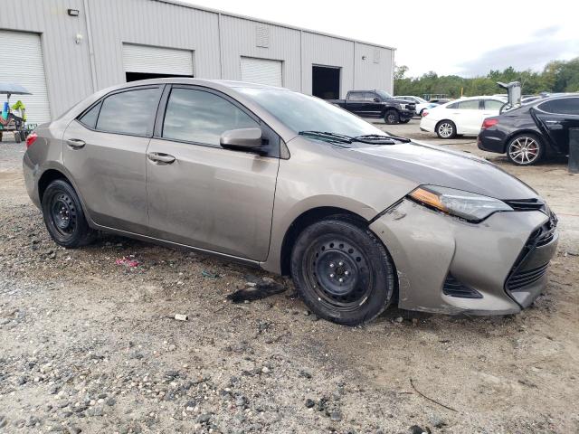 5YFBURHE4KP934088 - 2019 TOYOTA COROLLA L BROWN photo 4