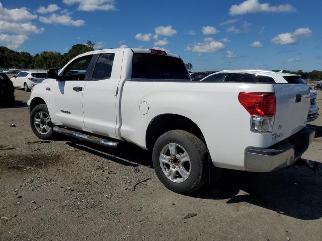 5TFUY5F19CX229876 - 2012 TOYOTA TUNDRA DOUBLE CAB SR5 WHITE photo 2