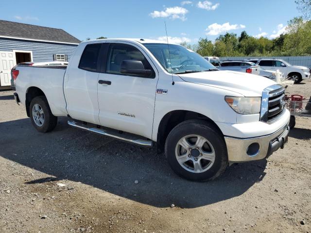 5TFUY5F19CX229876 - 2012 TOYOTA TUNDRA DOUBLE CAB SR5 WHITE photo 4