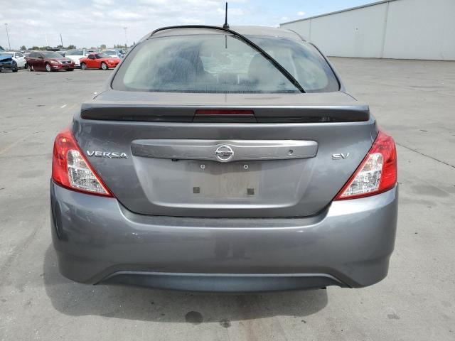 3N1CN7AP2KL844200 - 2019 NISSAN VERSA S GRAY photo 6