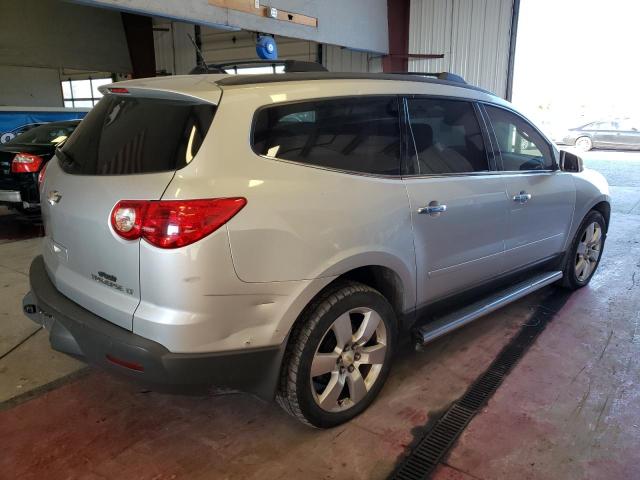 1GNKVGED2BJ419017 - 2011 CHEVROLET TRAVERSE LT SILVER photo 3