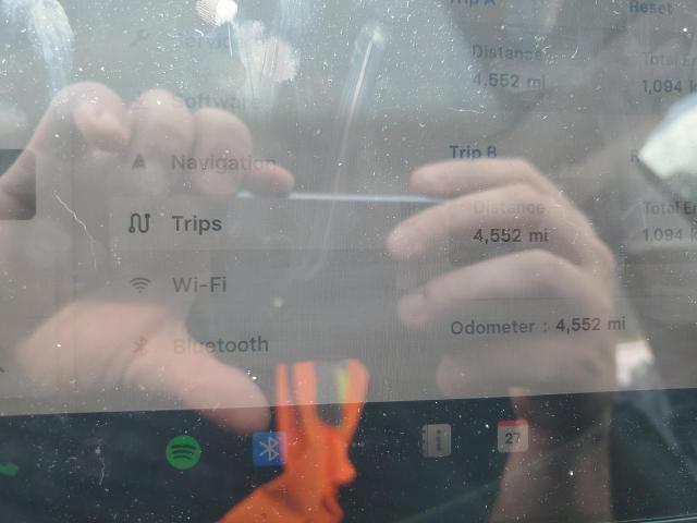 5YJ3E1EA7SF979056 - 2025 TESLA MODEL 3 BLACK photo 9