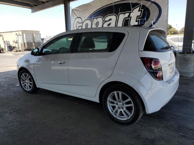 1G1JC6SB3G4184813 - 2016 CHEVROLET SONIC LT WHITE photo 2