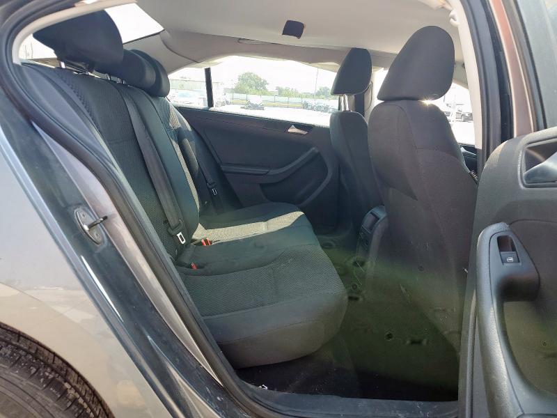 3VW2K7AJ2EM256466 - 2014 VOLKSWAGEN JETTA BASE GRAY photo 10