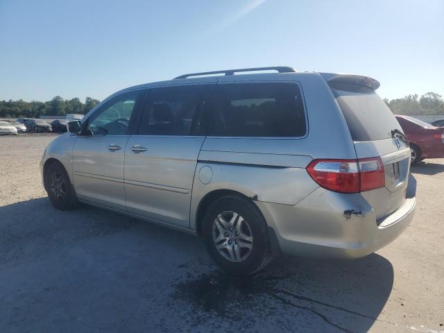 5FNRL38455B017327 - 2005 HONDA ODYSSEY EX SILVER photo 2
