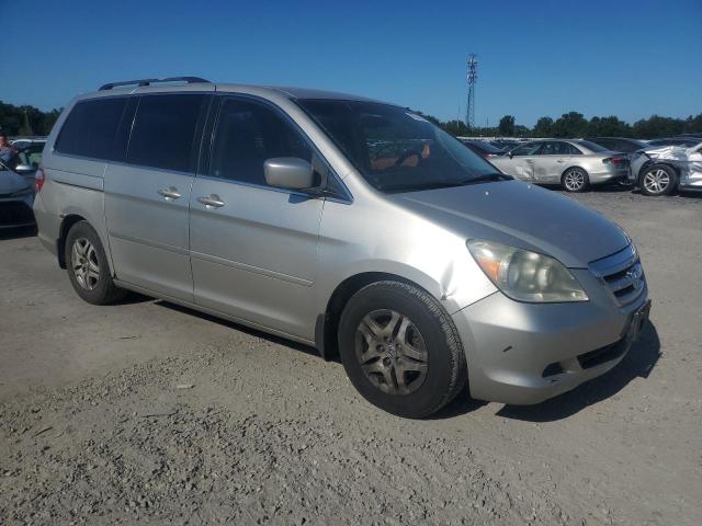 5FNRL38455B017327 - 2005 HONDA ODYSSEY EX SILVER photo 4