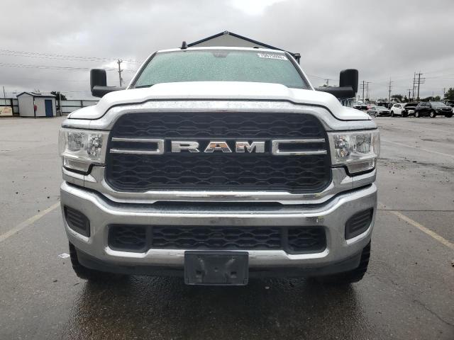 3C6UR5CJ6MG523802 - 2021 RAM 2500 TRADESMAN WHITE photo 5