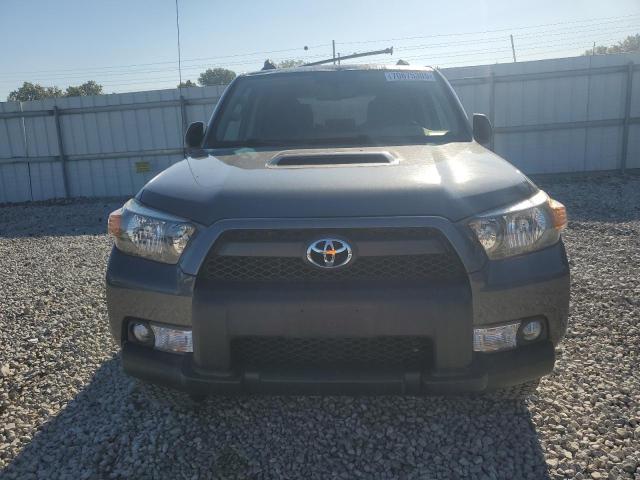 JTEBU5JR6C5099319 - 2012 TOYOTA 4RUNNER SR5 CHARCOAL photo 5