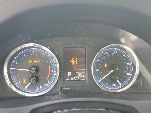 5YFBURHE6HP594547 - 2017 TOYOTA COROLLA L თეთრი ფოტო 9