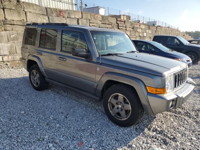 1J8HG48K67C576849 - 2007 JEEP COMMANDER Сұр фото 4