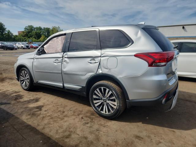 JA4AZ3A37KZ022137 - 2019 MITSUBISHI OUTLANDER SE SILVER photo 2