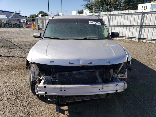 2FMGK5B80DBD35848 - 2013 FORD FLEX SE SILVER photo 5