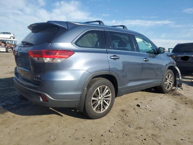 5TDJZRFH8JS843096 - 2018 TOYOTA HIGHLANDER SE Mavi fotoğraf 3