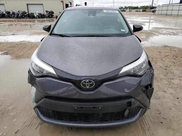 JTNKHMBXXM1111945 - 2021 TOYOTA C-HR XLE GRAY photo 5