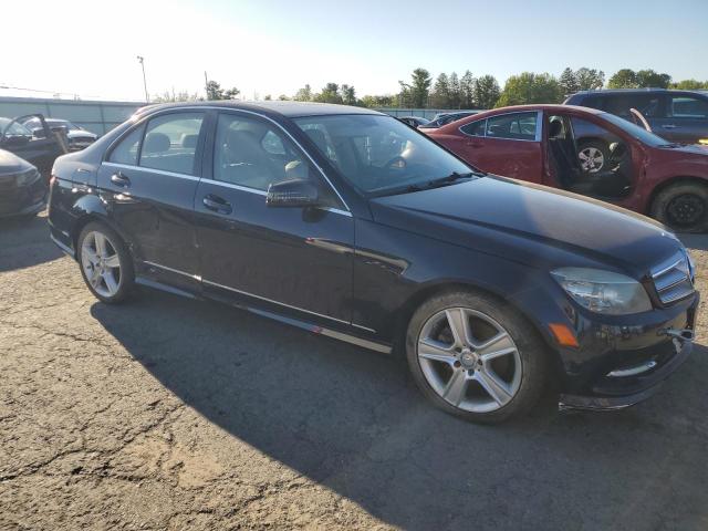 WDDGF8BB9BR146296 - 2011 MERCEDES-BENZ C 300 4MATIC BLUE photo 4