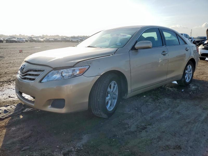 2011 TOYOTA CAMRY BASE, 