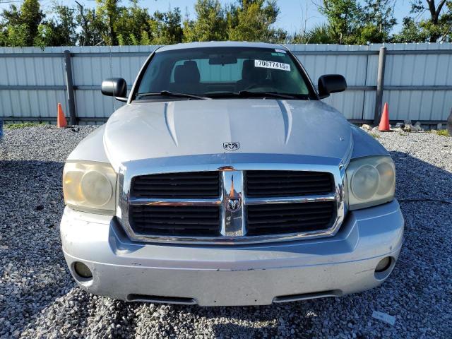 1D7HW42N96S691453 - 2006 DODGE DAKOTA SLT SILVER photo 5