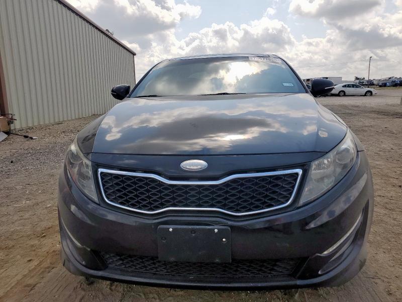 5XXGR4A6XDG193812 - 2013 KIA OPTIMA SX Қара фото 5