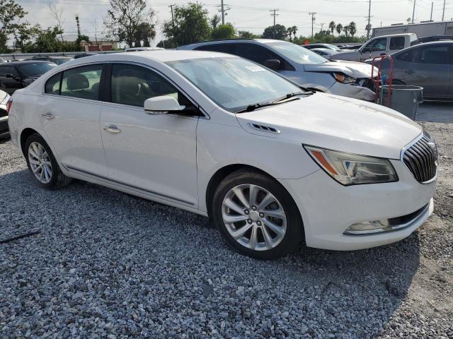 1G4GB5G37FF260130 - 2015 BUIC LACROSSE WHITE photo 4