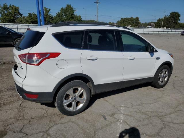 1FMCU9GXXEUD73020 - 2014 FORD ESCAPE SE WHITE photo 3