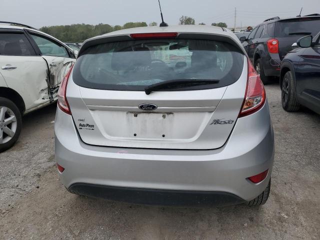 3FADP4EJ3HM162029 - 2017 FORD FIESTA SE SILVER photo 6