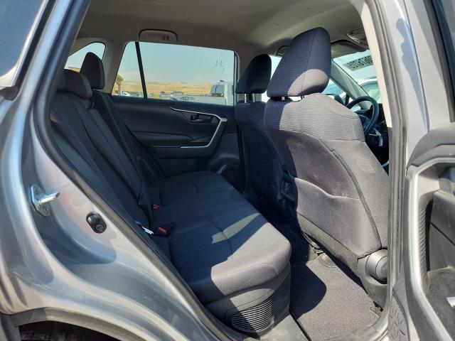 2T3LWRFV5LW067552 - 2020 TOYOTA RAV4 LE SILVER photo 10