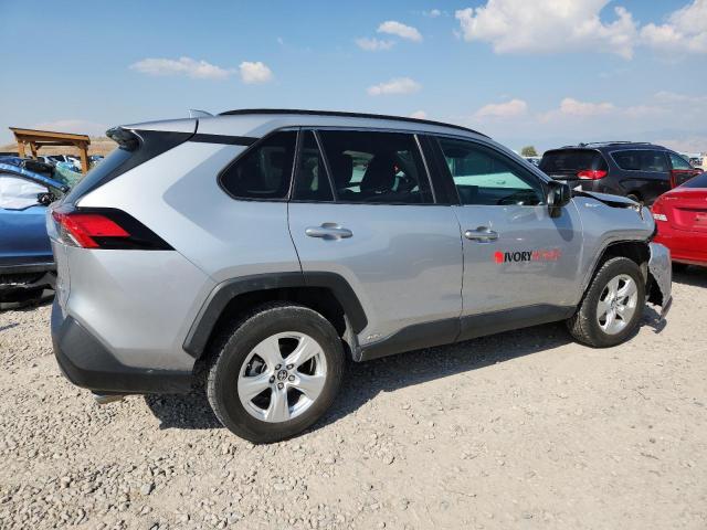 2T3LWRFV5LW067552 - 2020 TOYOTA RAV4 LE SILVER photo 3