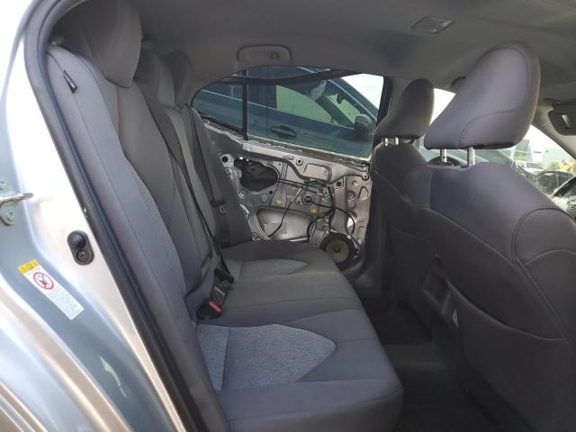 4T1B11HK1JU033497 - 2018 TOYOTA CAMRY L 银色 照片 10