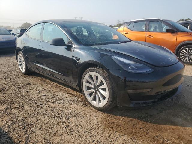 5YJ3E1EB7NF286307 - 2022 TESLA MODEL 3 BLACK photo 4