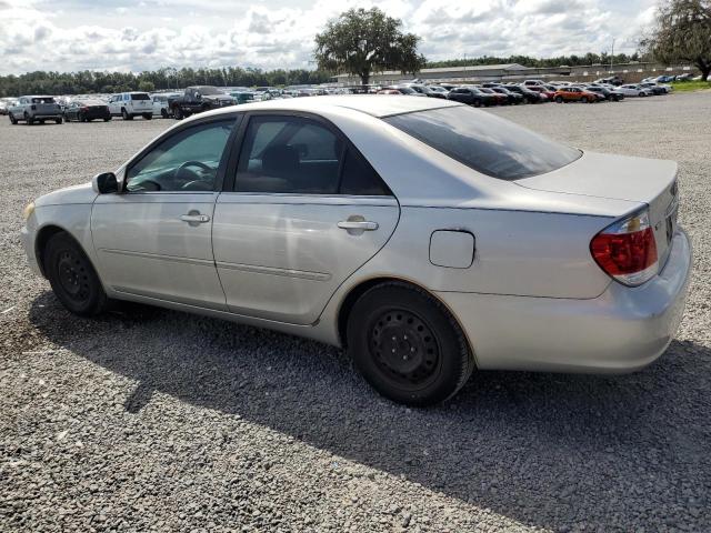 4T1BE32K96U162071 - 2006 TOYOTA CAMRY LE SILVER photo 2