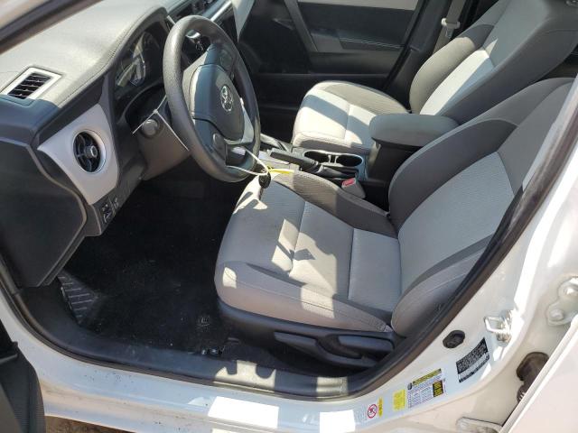 5YFBURHE3JP783405 - 2018 TOYOTA COROLLA L WHITE photo 7