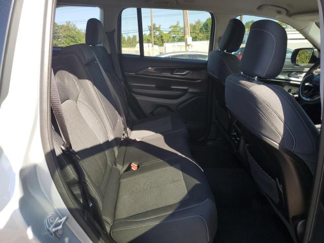 1C4RJHAG0P8710302 - 2023 JEEP GRAND CHEROKEE LAREDO SILVER photo 11