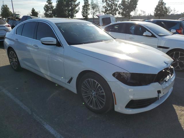 WBAJE5C54KG919677 - 2019 BMW 540 I WHITE photo 4