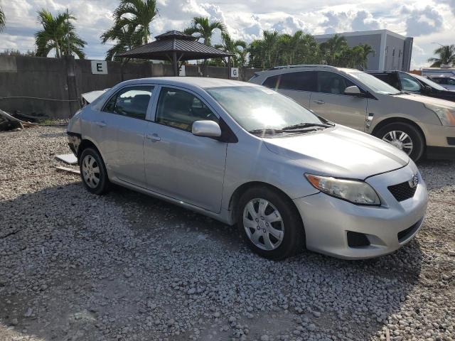 JTDBL40E099035620 - 2009 TOYOTA COROLLA BASE 银色 照片 4