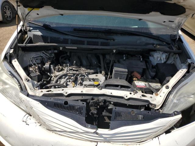 5TDKK3DC9FS597518 - 2015 TOYOTA SIENNA LE WHITE photo 11