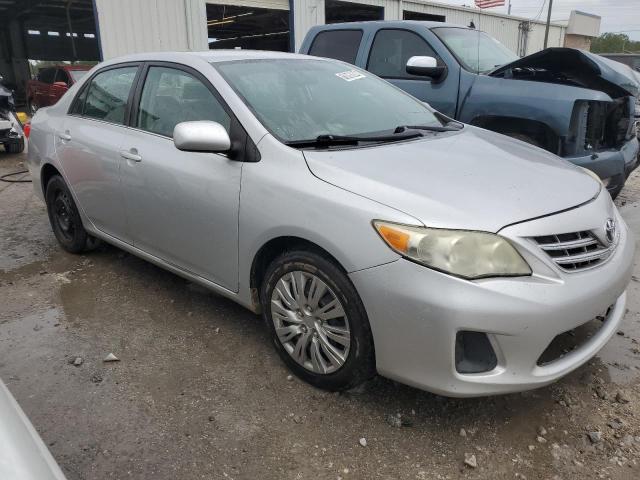 5YFBU4EE3DP108651 - 2013 TOYOTA COROLLA BASE Արծաթագույն լուսանկար 4