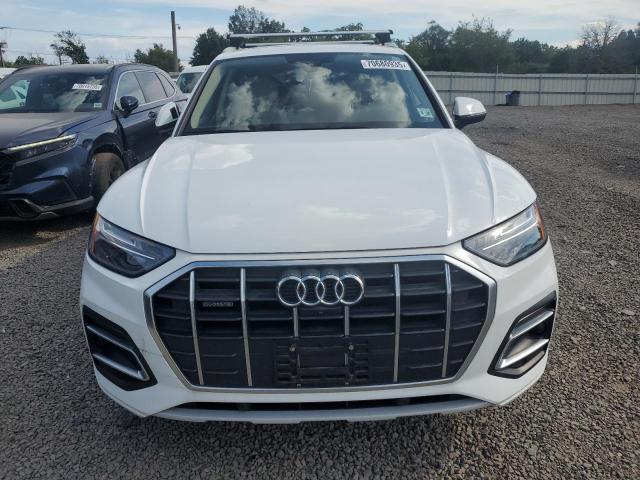 WA1BAAFY8M2051971 - 2021 AUDI Q5 PREMIUM PLUS WHITE photo 5