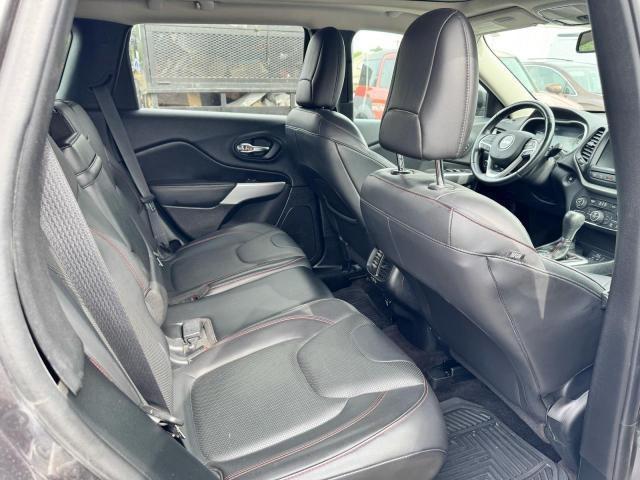 1C4PJMBX0JD600413 - 2018 JEEP CHEROKEE TRAILHAWK GRAY photo 6