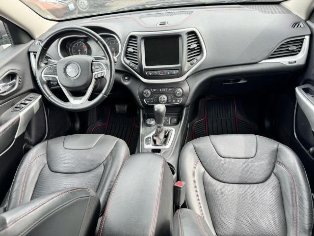 1C4PJMBX0JD600413 - 2018 JEEP CHEROKEE TRAILHAWK GRAY photo 9