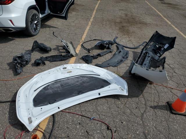 2T2BZMCAXHC134053 - 2017 LEXUS RX 350 BASE WHITE photo 13