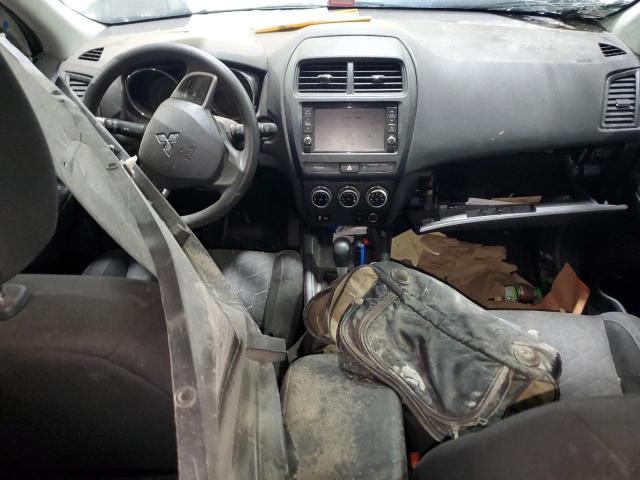 JA4ARUAU7MU007443 - 2021 MITSUBISHI OUTLANDER ES 白色 照片 8